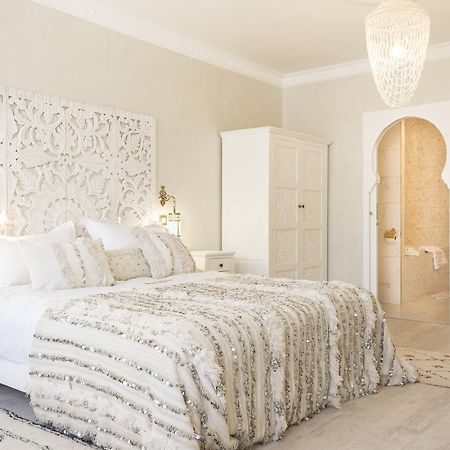 Riad Spa "Les Portes De L'Orient" טור מראה חיצוני תמונה